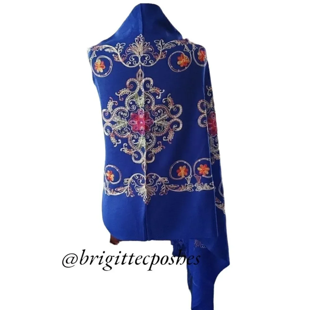 CHALINA Blue Embroidered Shawl